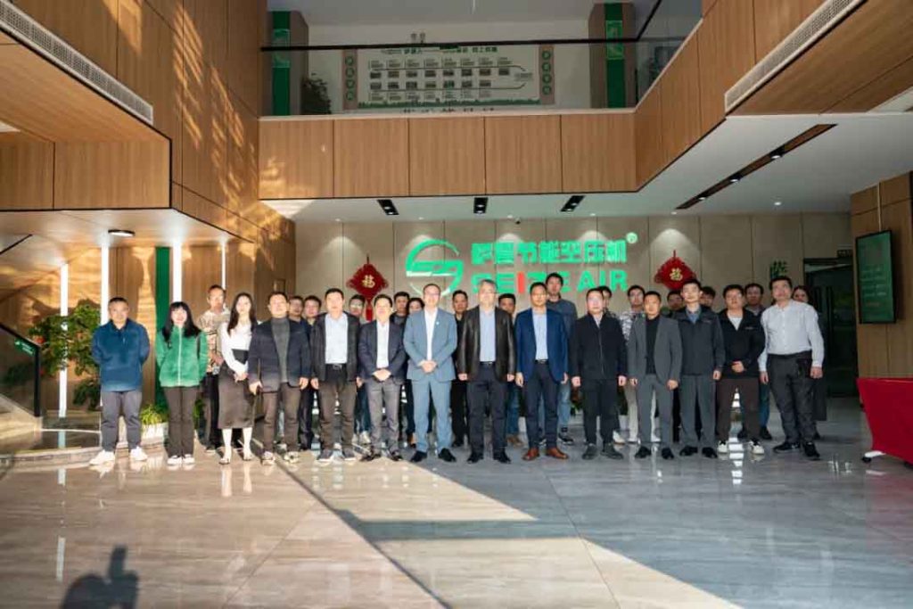 节能引领 智造未来|上海市江西商会产促中心携手上海市工商联兄弟商协会企业家走访萨震压缩机（上海）有限公司